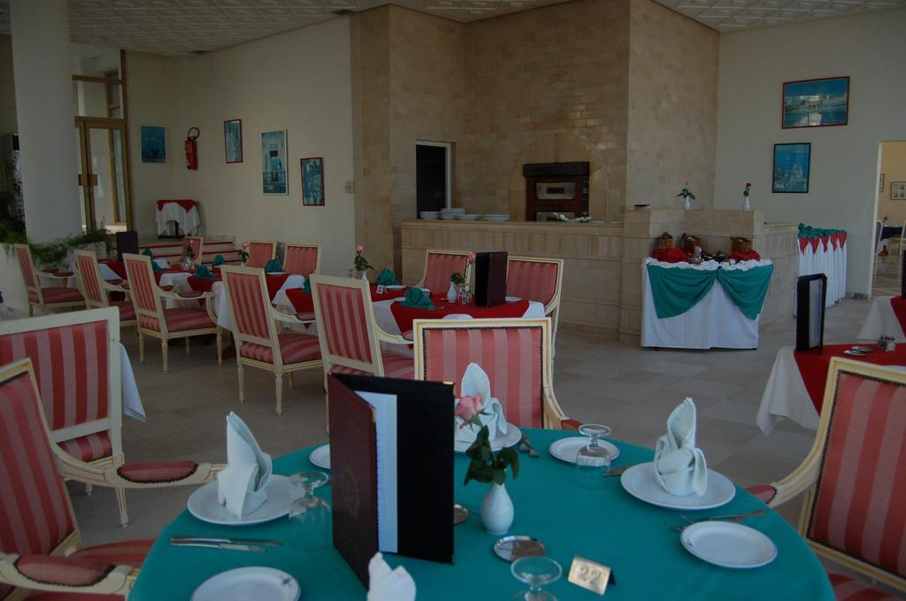 Hotel Amir Palace 4*